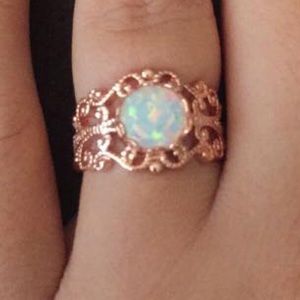 Rose gold opal filigree ring